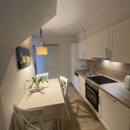 Haus-seeschwalbe-wohnung-2 Apartment