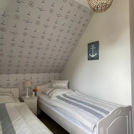 Haus-seeschwalbe-wohnung-2 아파트 *